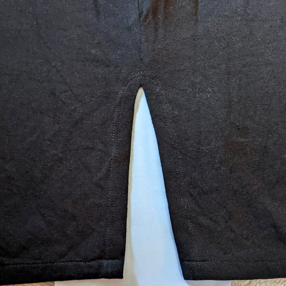 Isabella Oliver Sabina Maternity Dress (Black) - Picture 7 of 7